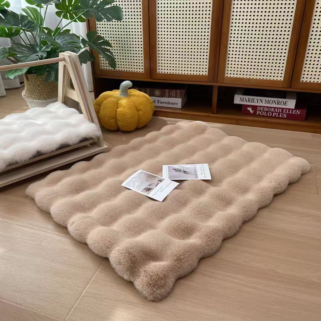 The Softest Pad for Your Best Friend, Spoil Your Cat or Small Dog with This Cozy Mat